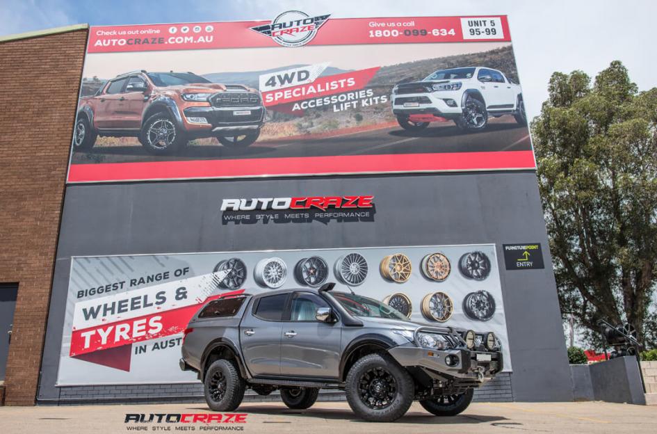 MITSUBISHI TRITON VAPOR MATTE BLACK